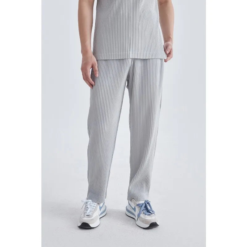 Moses - Pleated Loose Fit Trousers